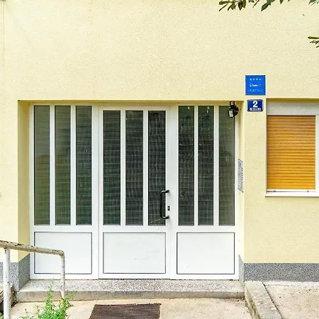 No.15 Lägenhet *