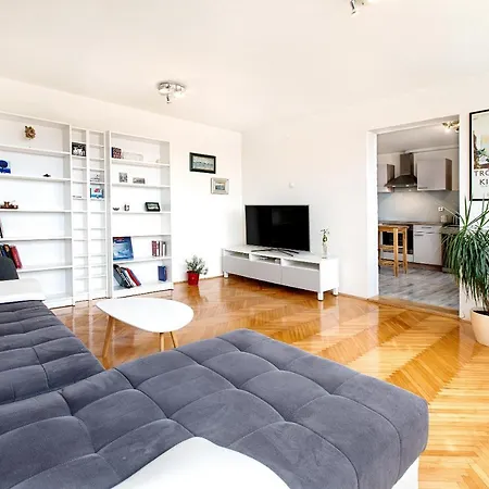 No.15 Apartman